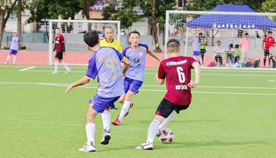 “蓝天口腔”杯2024年广西大学第五届校友足球联赛开幕